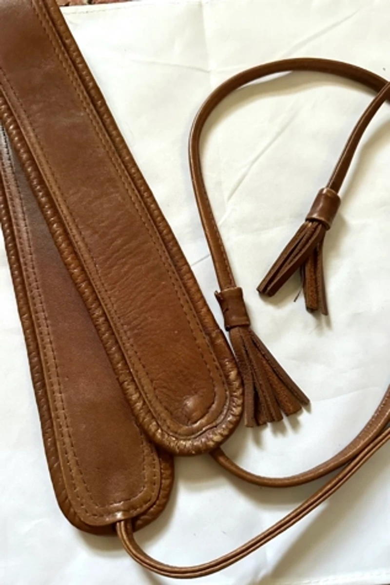 1980s Tan Leather Tassel Belt Selected by Cherry