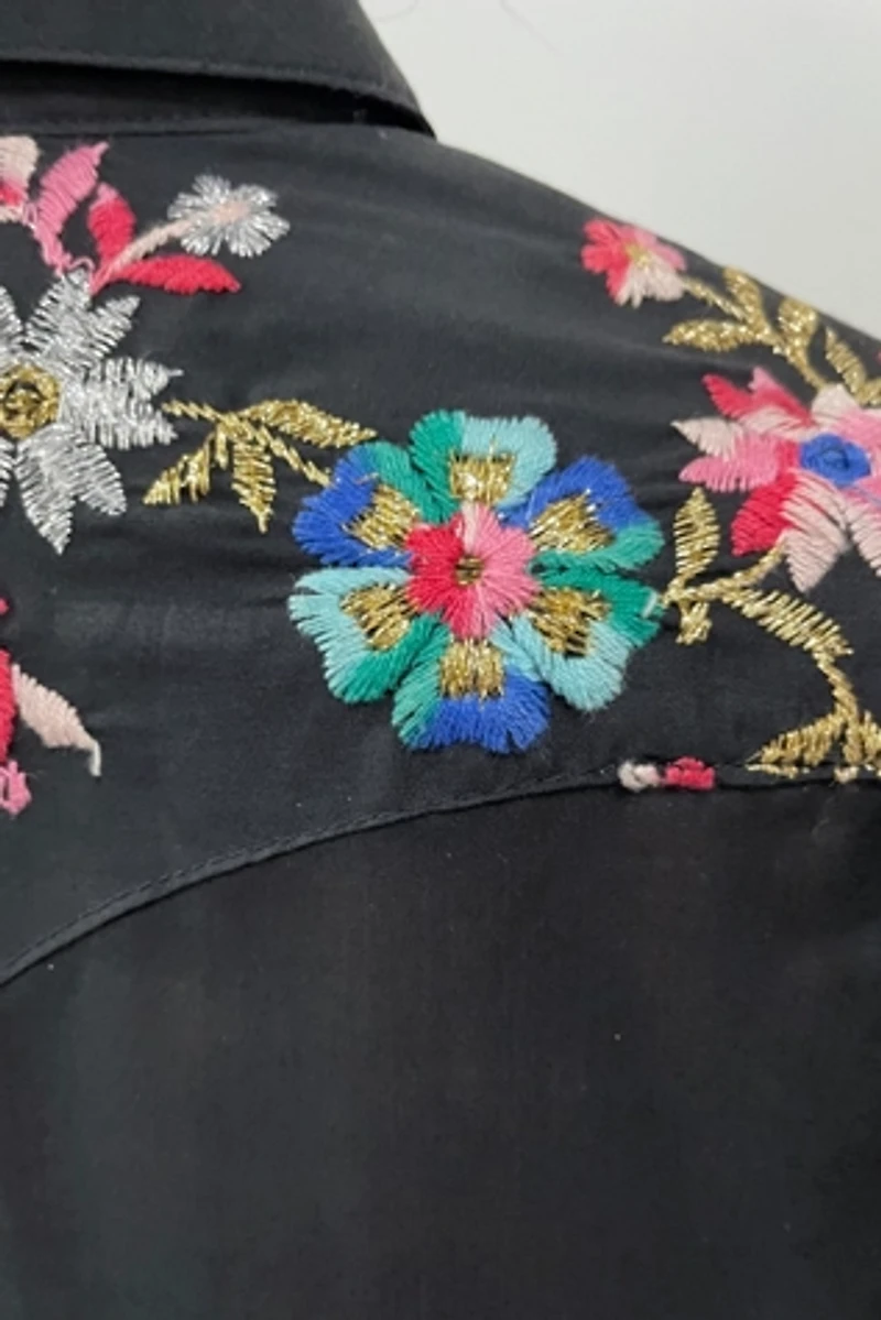 Floral Embroidered Pearl Snap Rockmount Ranch Top Selected by Cannonball and Tilly