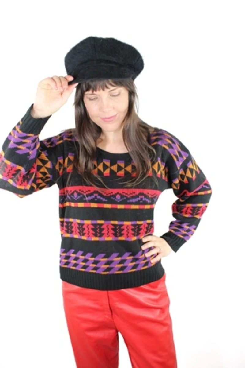 1980s Retro Holiday Sweater Selected By Moons + Junes Vintage