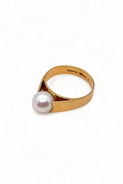 Vintage 18K Gold Pearl Tension Set Ring Selected by MARMALADE