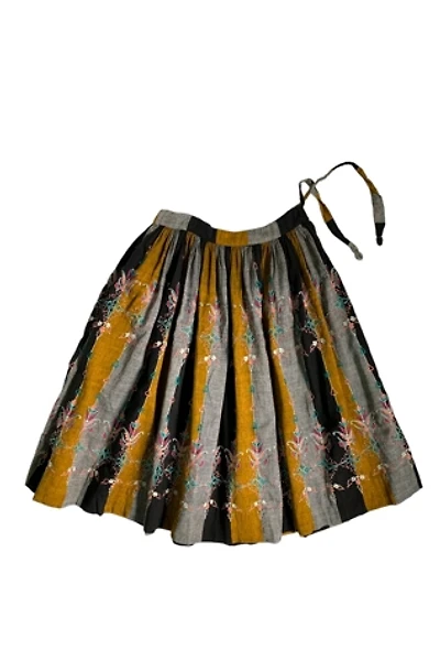 Vintage 1960s Embroidered Flared Skirt Selected by SharpLilTeeth