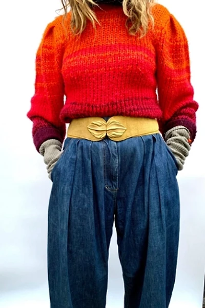 1980’s Stretch Cinch Belt with Leaf Buckle Selected by Nomad Vintage