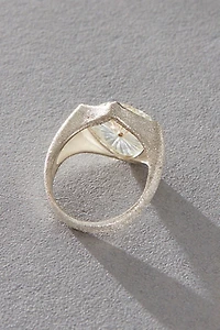 Acanthus Shield Ring