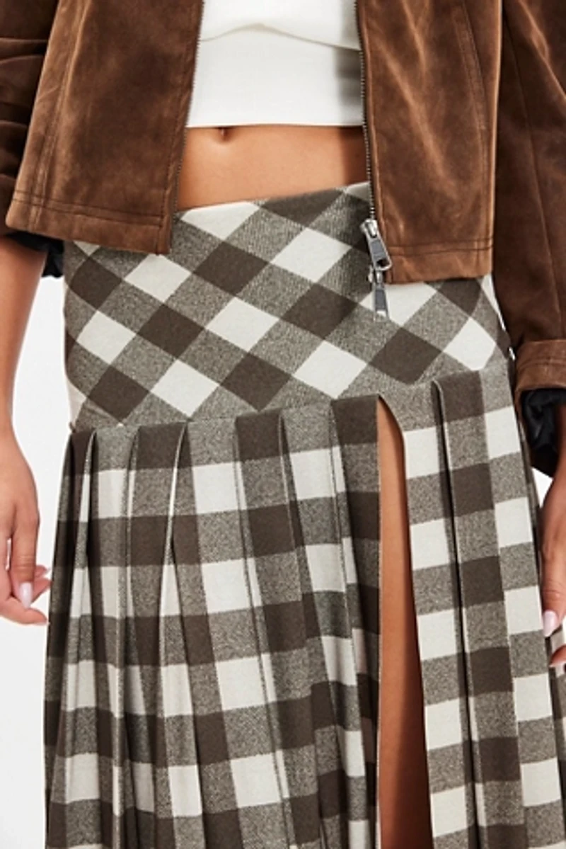 Norma Kamali Pleated Long Skirt With Slit