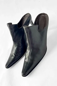 90s Minimalist Stiletto Mules Selected by MARMALADE
