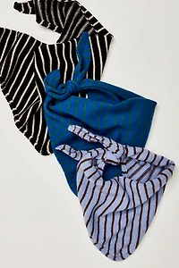 Essential Triangle Striped Scarf