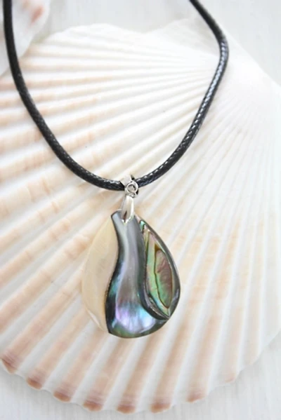 Vintage Abalone Shell Pendant Necklace Selected By Moons + Junes Vintage