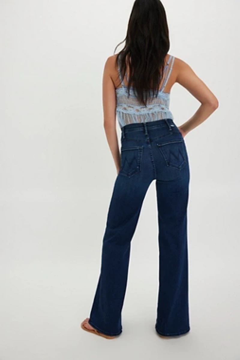 MOTHER The Hustler Roller Sneak Jeans