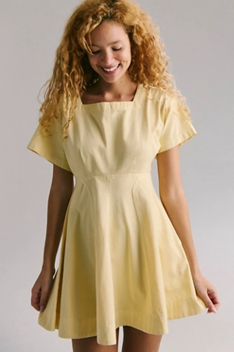 Breezy Chic Mini