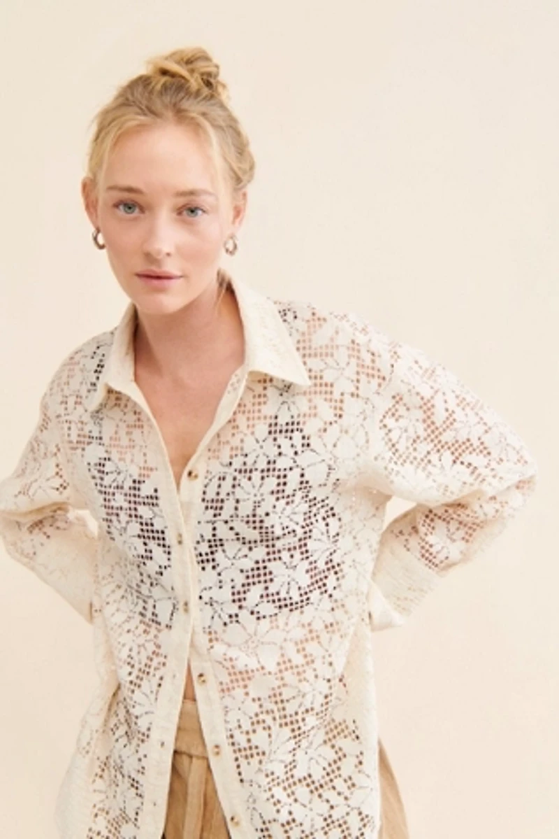 Your Dreams Lace Buttondown