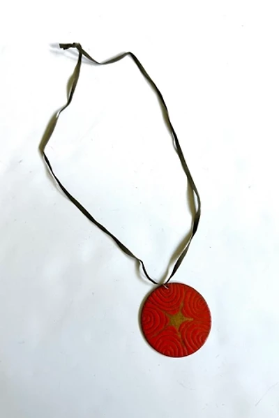 Vintage 1970s Painted Enamel Pendant Necklace Selected by Cherry
