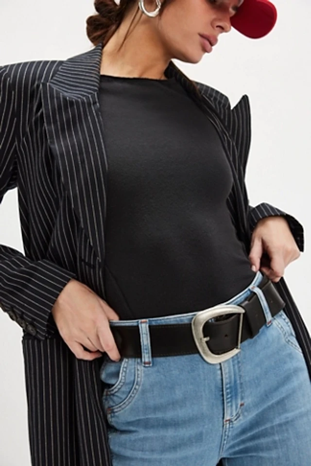 Free People Corazon Leather Belt at MarketFair Shoppes in  display picture 3