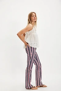 Wrangler x Lainey Wilson Striped Flare Jeans