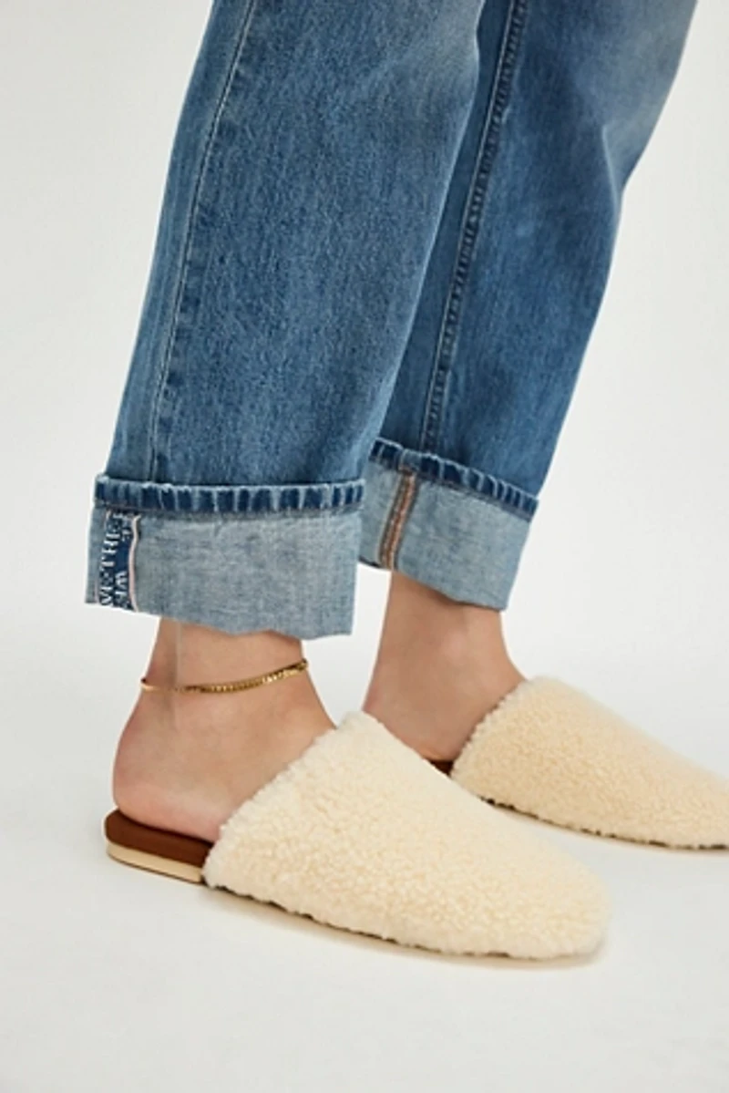 Cloud Nine Nora Slides