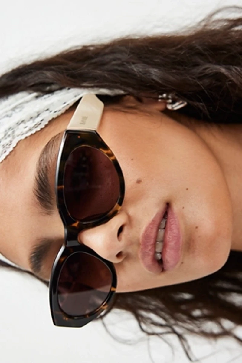 Banbé The Alba Sunglasses