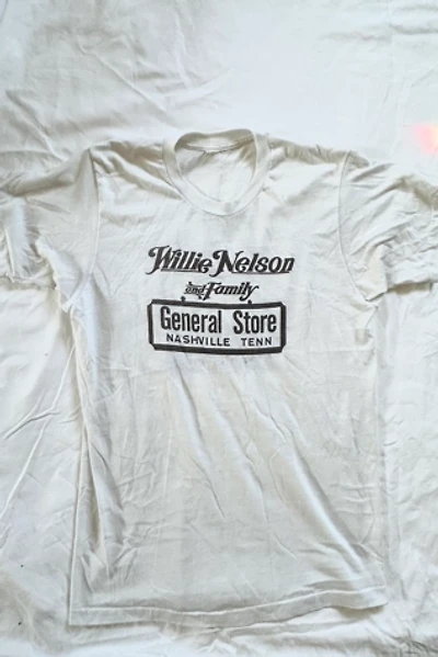 Vintage 1970s Willie Nelson and Family General Store Tee Selected by Cherry