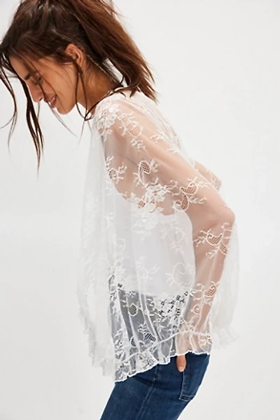Lovely Lace Layer