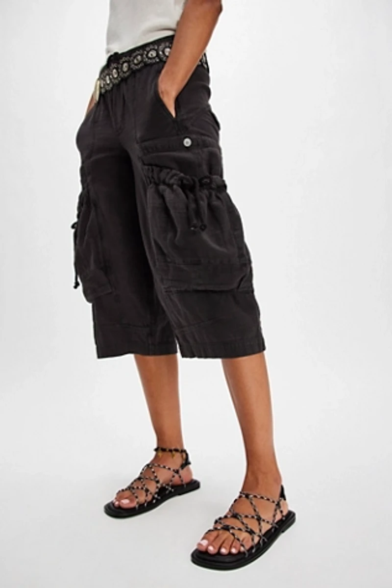 Bungee Strappy Sandals