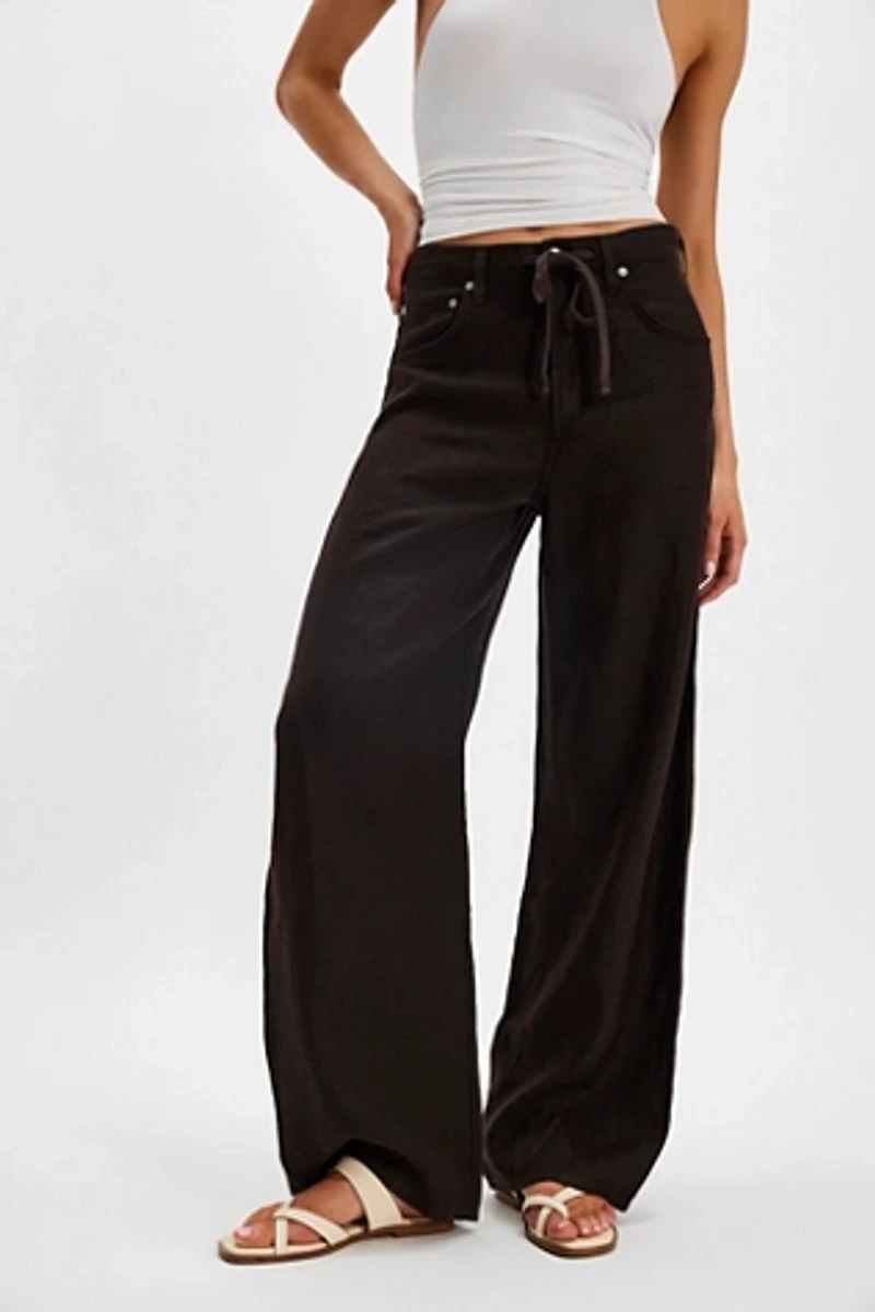 Veronique Vegan Leather Sandals