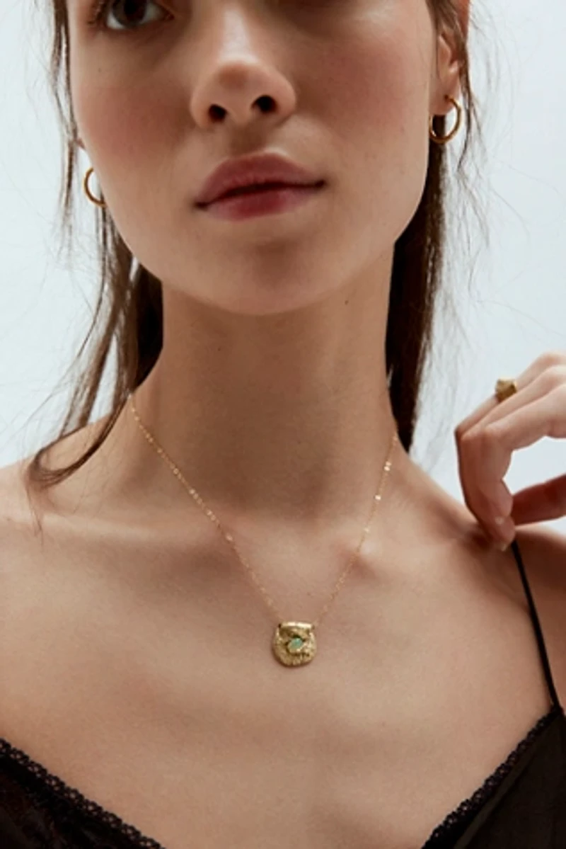 864 Design Opal Pendant Necklace