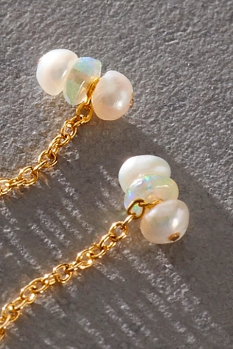 864 Design Opal Pearl Huggies