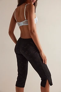 Full Bloom Capris