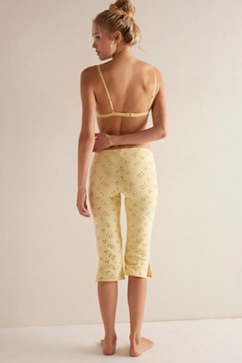 Full Bloom Capris