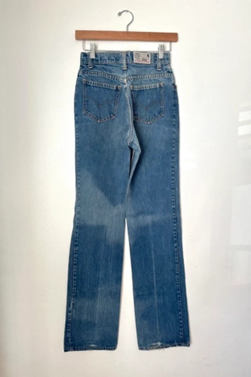 Vintage 1970s Black Label Straight Levis Selected by Grievous Angel Vintage