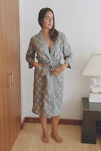 Be Deva Solam Bathrobe