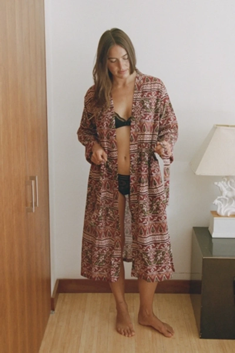 Be Deva Naina Bathrobe