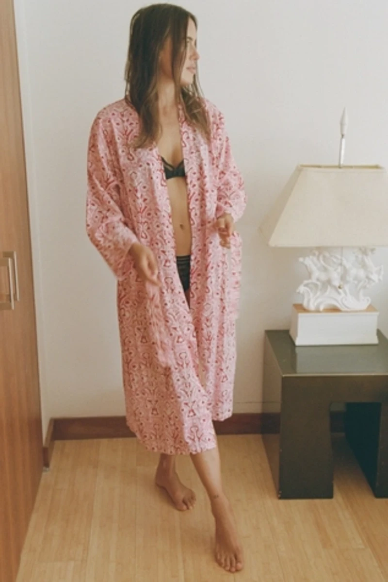 Be Deva Gulabi Bathrobe