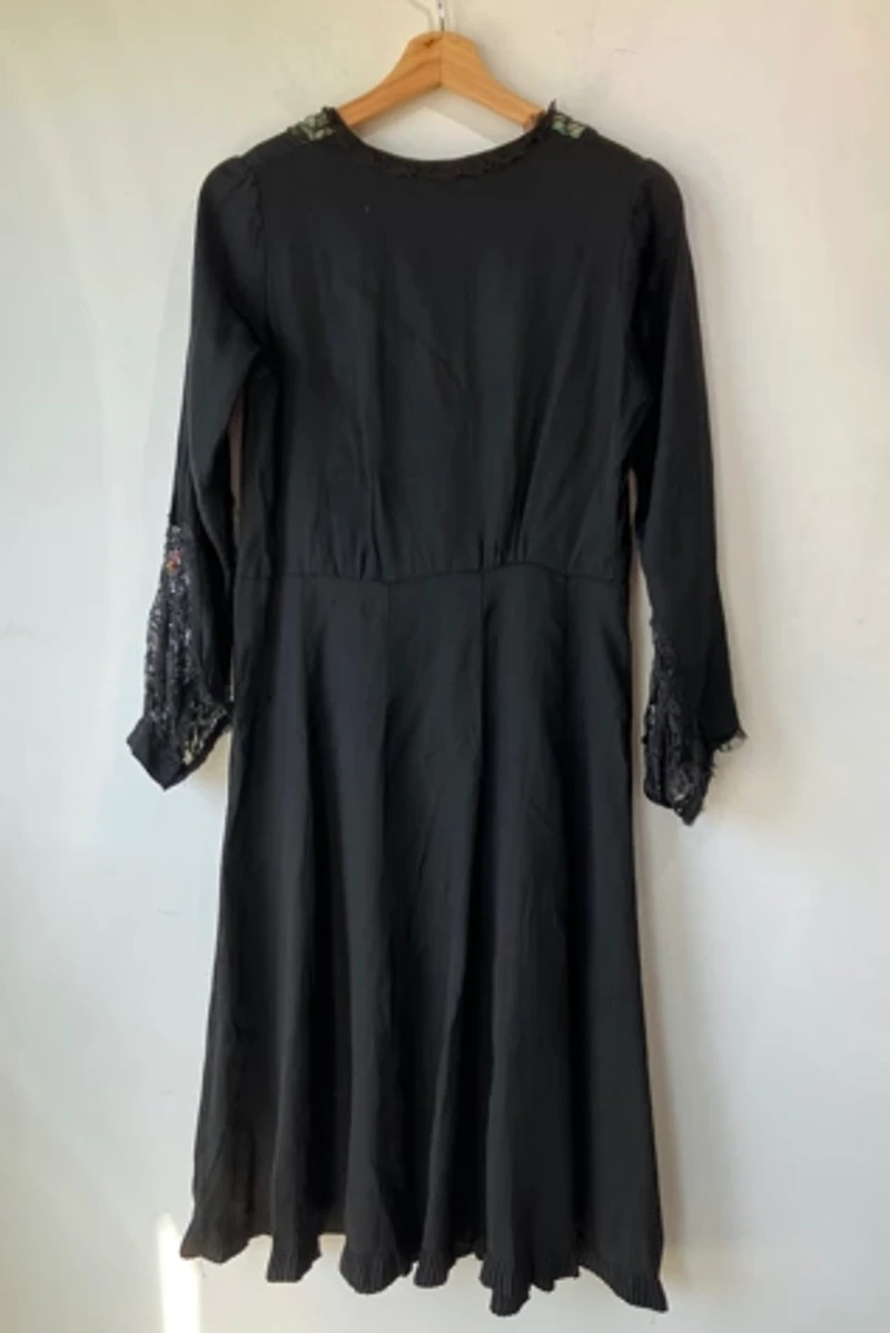 Jay - El Fashion Black 1940s Dress Selected by The Curatorial Dept.