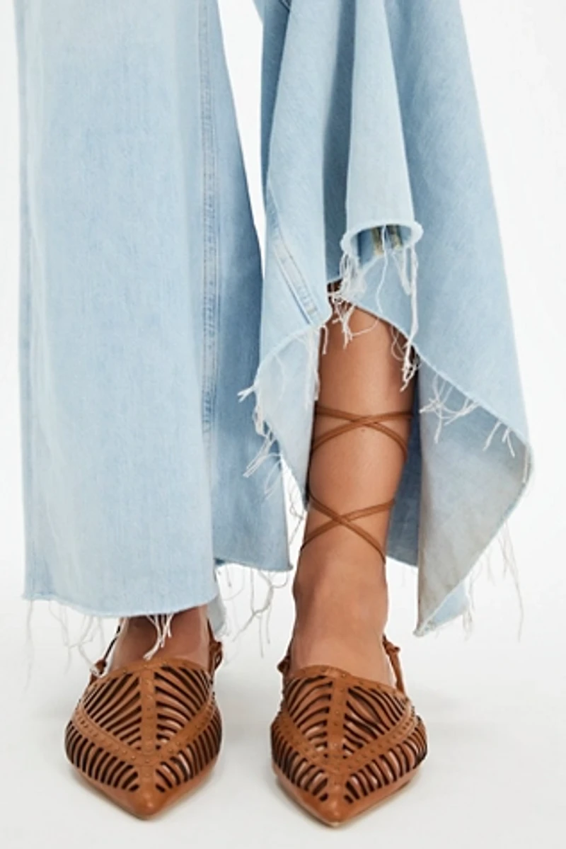 On Point Caged Flats