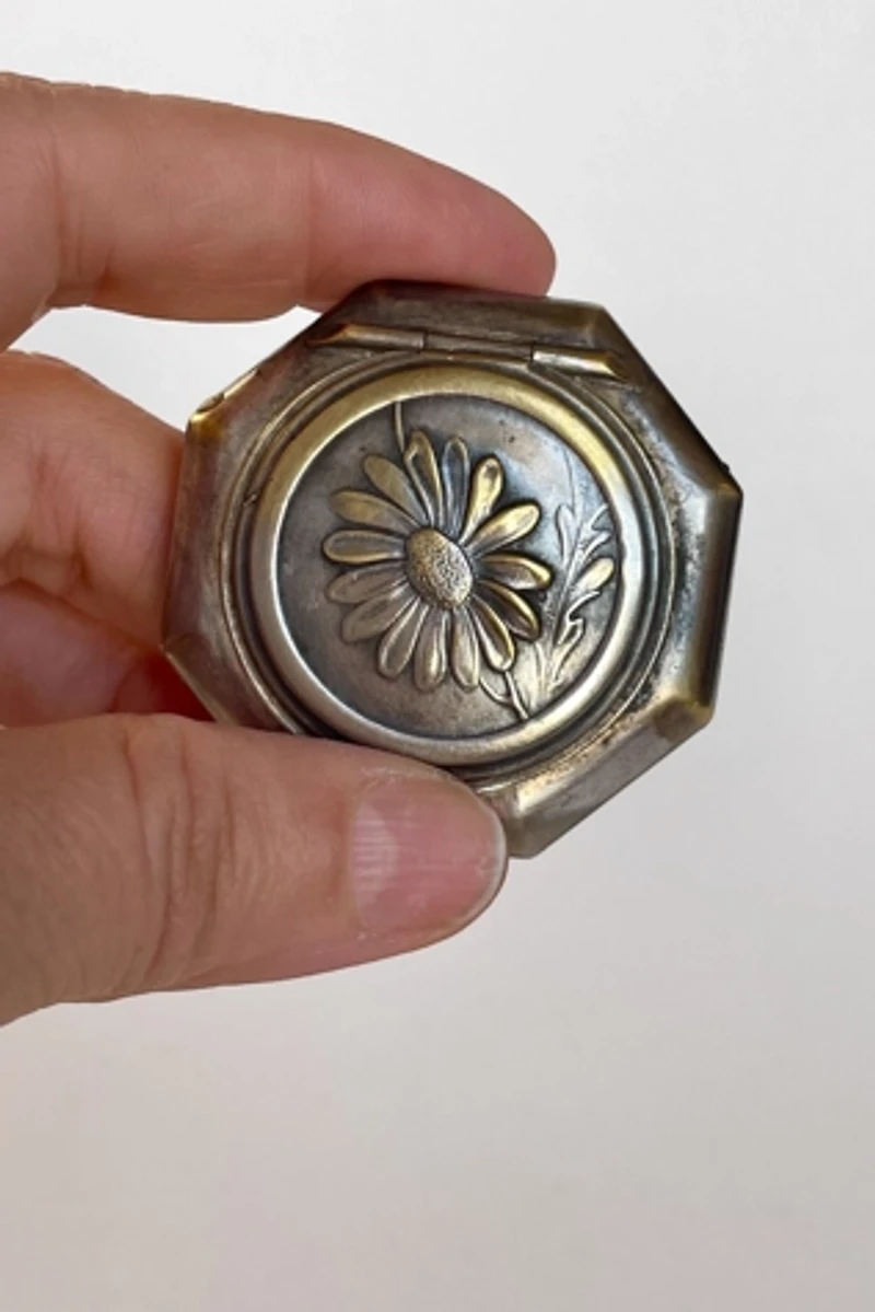 Antique Embossed Silver Daisy Souvenir Box Selected by MARMALADE