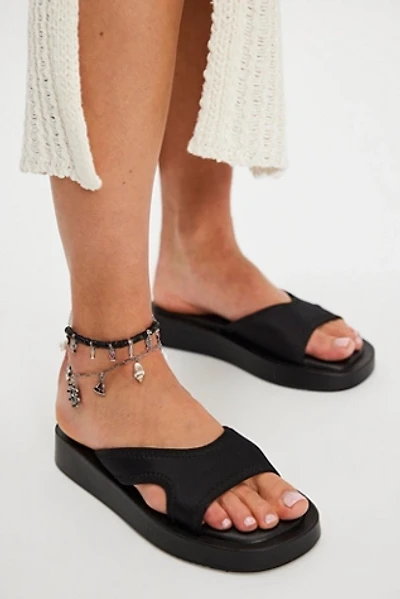 Neo Slip On Sandals