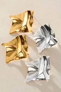 Peppa Dangle Earrings