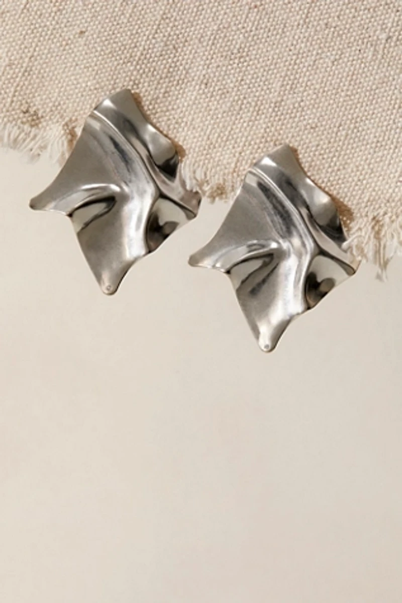 Peppa Dangle Earrings