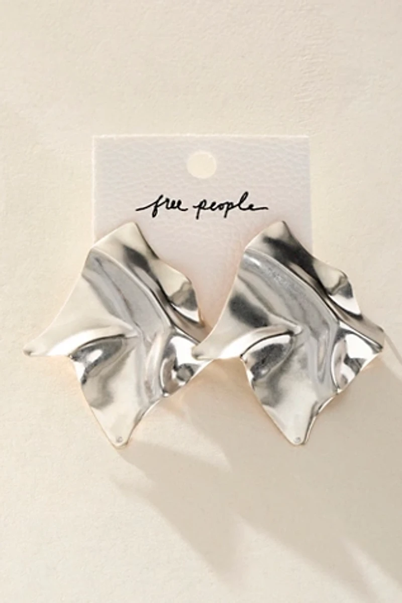 Peppa Dangle Earrings