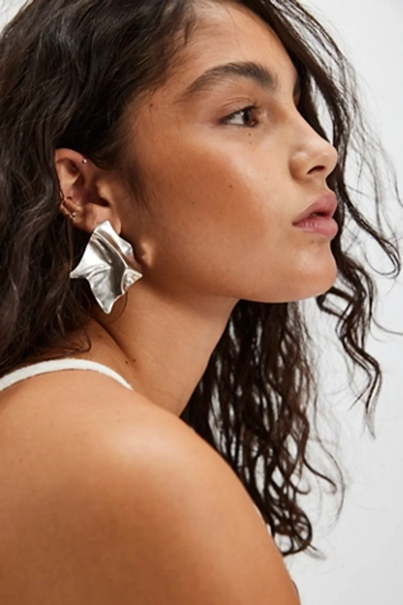 Peppa Dangle Earrings