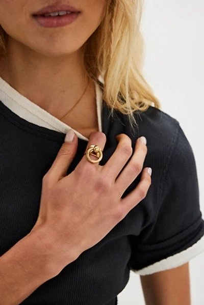 Buck Ring