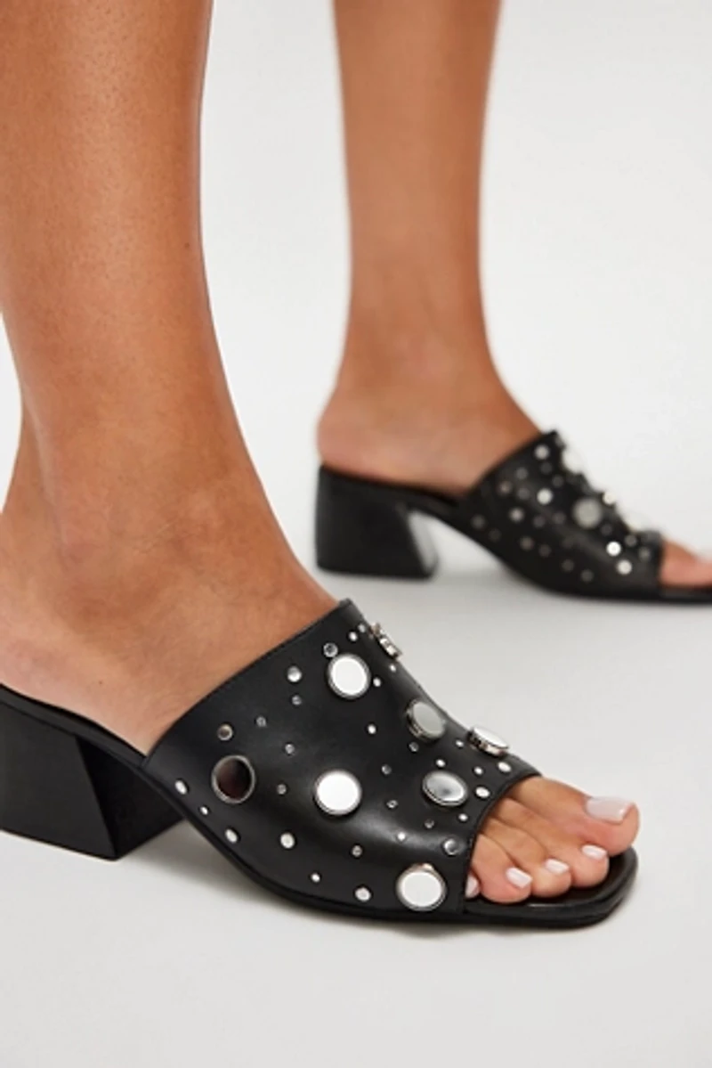 Mirage Mules