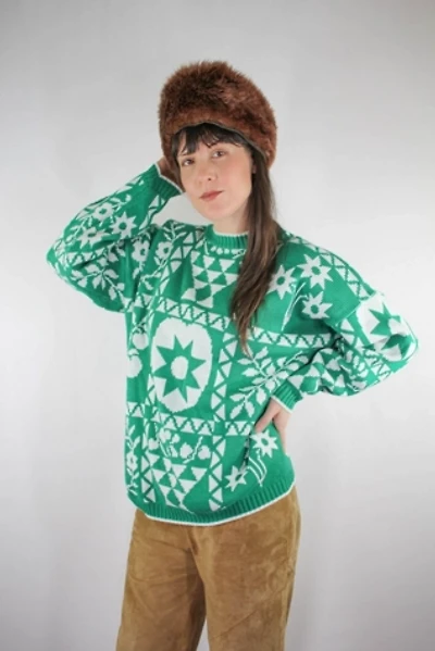 Vintage Pennsylvania Dutch Print Green Pullover Sweater Selected By Moons + Junes Vintage