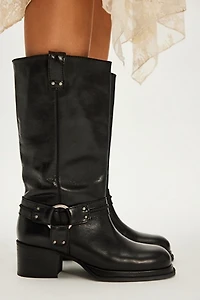 Anok Harness Boots