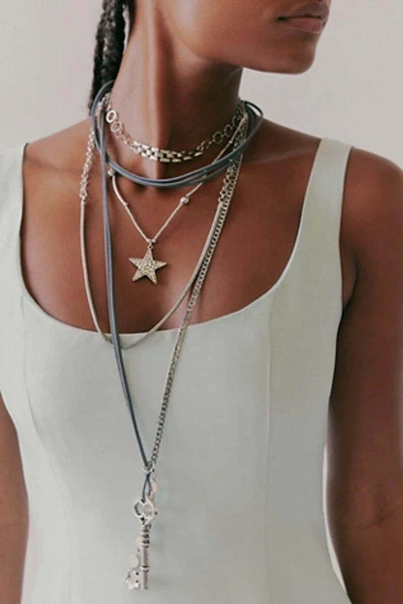 Rider Layer Necklace