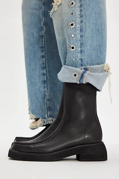 Clarks Effery Zip Boots