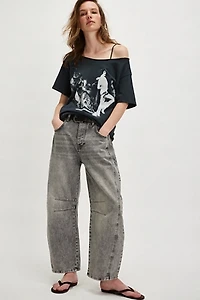 Queen 1975 Off-the-Shoulder Tee