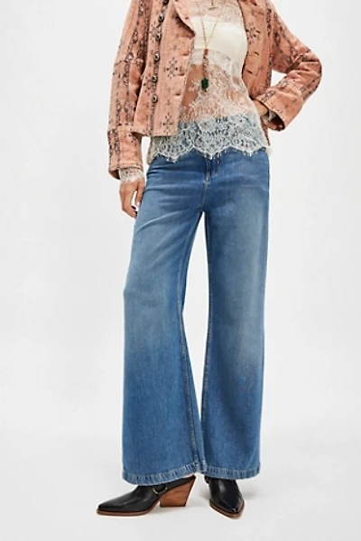 New Town Western Mules