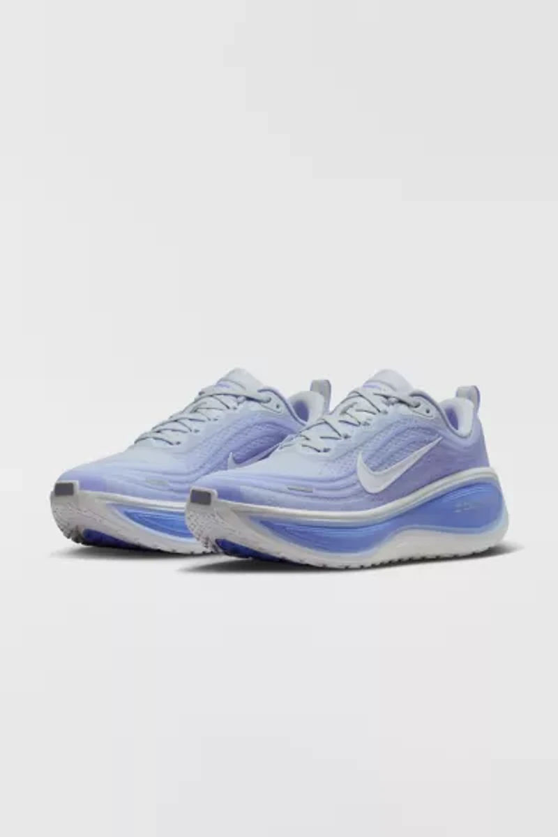 Nike Women's Vomero Plus Sneaker