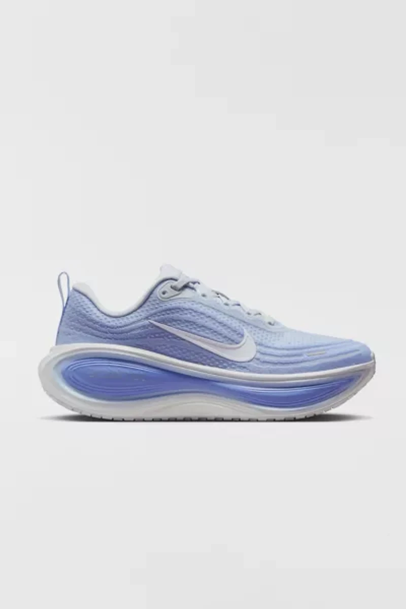 Nike Women's Vomero Plus Sneaker