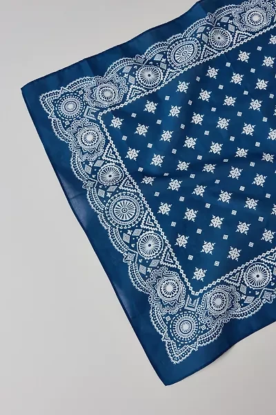 Paisley Trim Bandana